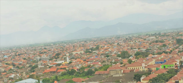 インドネシア・バンドン県の町並みの写真