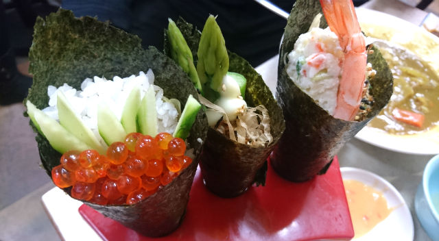 手巻き寿司の写真
