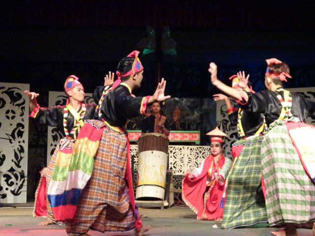 伝統舞踊の写真1