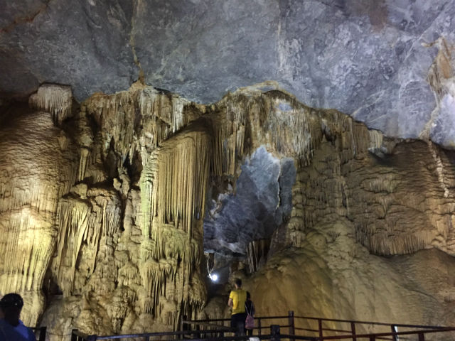 洞窟の中の様子の写真2