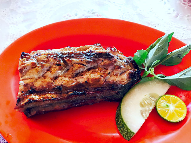 日本語パートナーズ インドネシア 北スラウェシ州 グルメ マグロの胸肉のステーキ