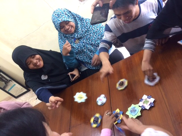 日本語パートナーズ、インドネシア 西ジャワ州、折り紙教室
