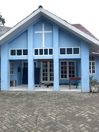 日本語パートナーズ インドネシア スマトラ州 メダン市 派遣先校内に設置されているキリスト教の礼拝堂の画像