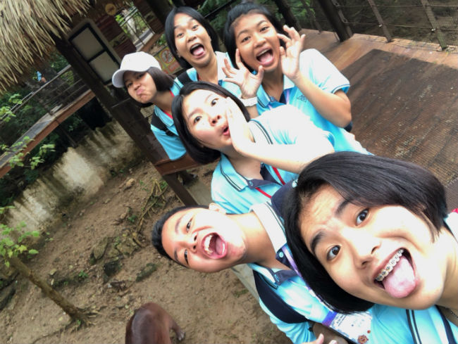 タイ、チョンブリーの日本語パートナーズの活動 動物園での授業の写真6