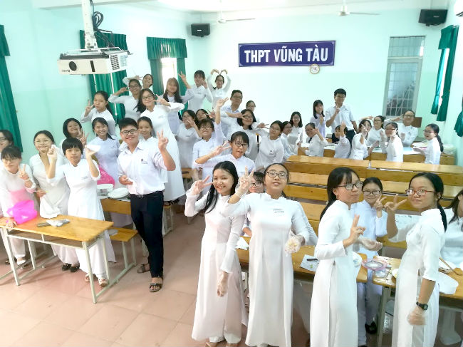 ベトナム、バリアブンタウに派遣の日本語パートナーズの活動　学校紹介の写真4
