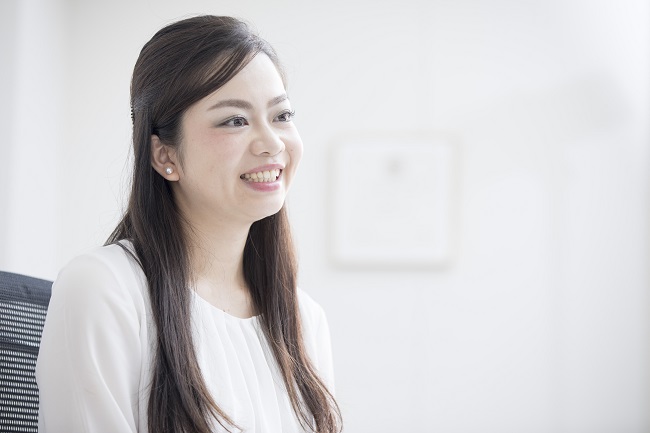 日本語パートナーズ『経験者に聞く』のインタビューに答える坂下咲椰さんの写真2