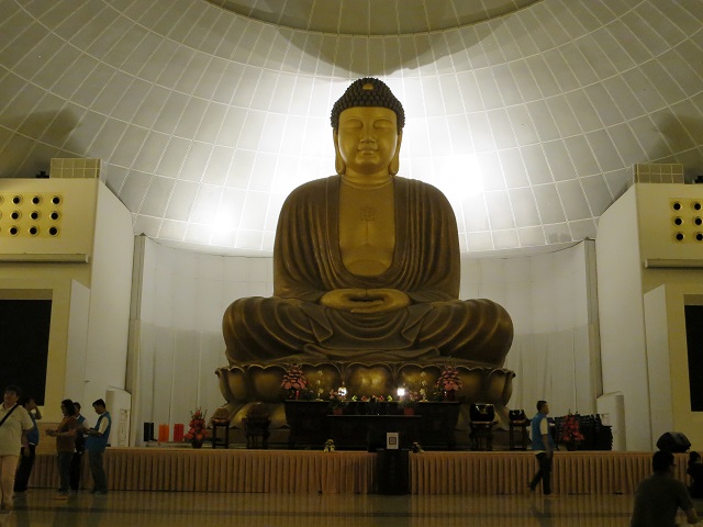 ミャンマー寺院内部の写真 3