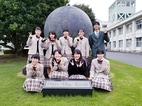 日本の高校生の写真