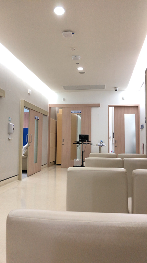 病院の待合室の写真