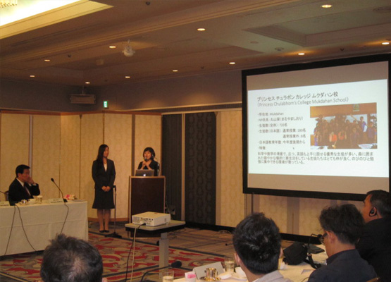 日本語パートナーズによる活動報告プレゼンテーションの様子の写真
