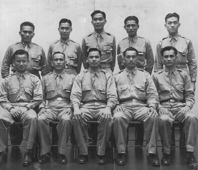 アメリカ陸軍フィリピン第1歩兵士団の将校たちの写真
