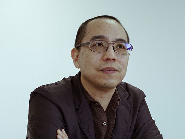 A photo of Apichatpong during interview