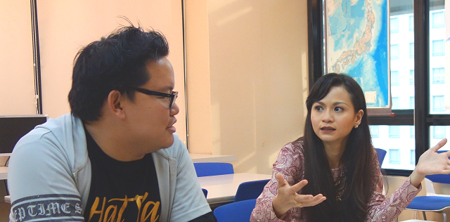 A photo of EdmundYeo and Sharifah during interview