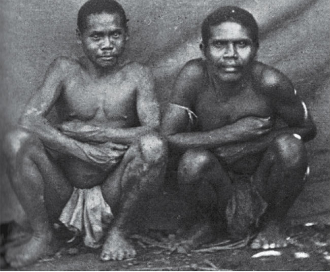  A photo of two natives taken in 1906